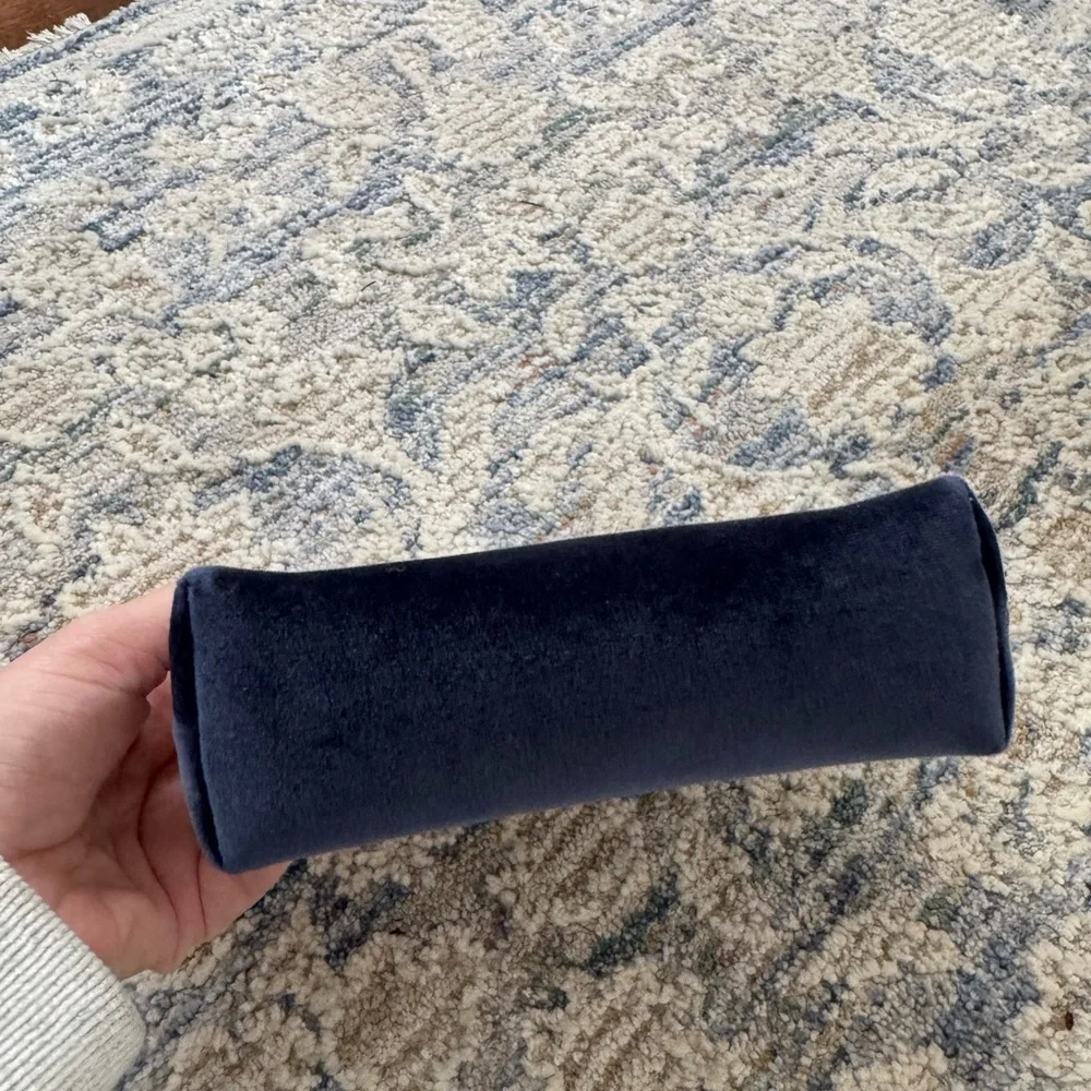 Dior Midnight Blue Velvet Cosmetic Bag - Picture 2 of 4